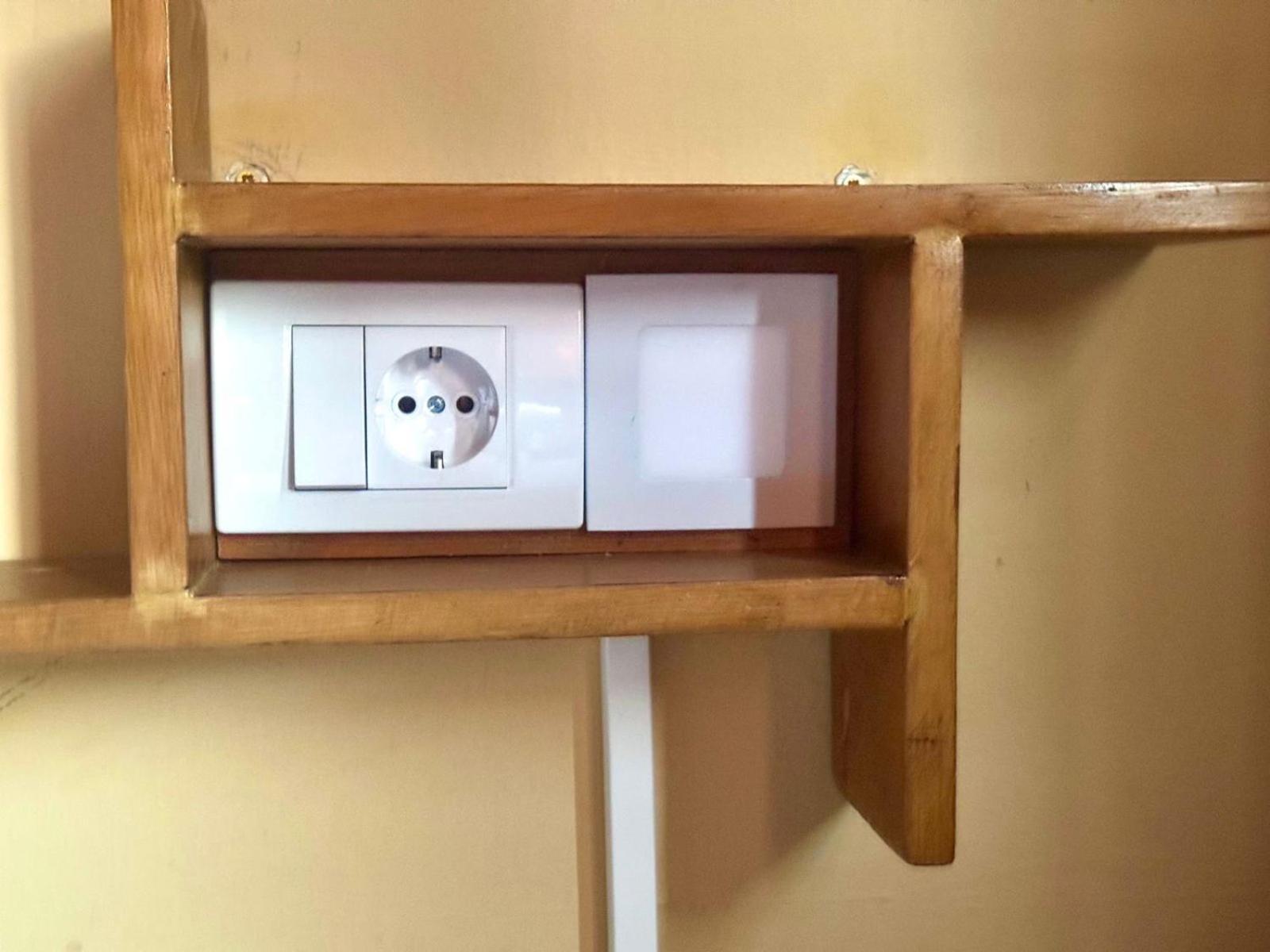 Kotorhostelito Bagian luar foto